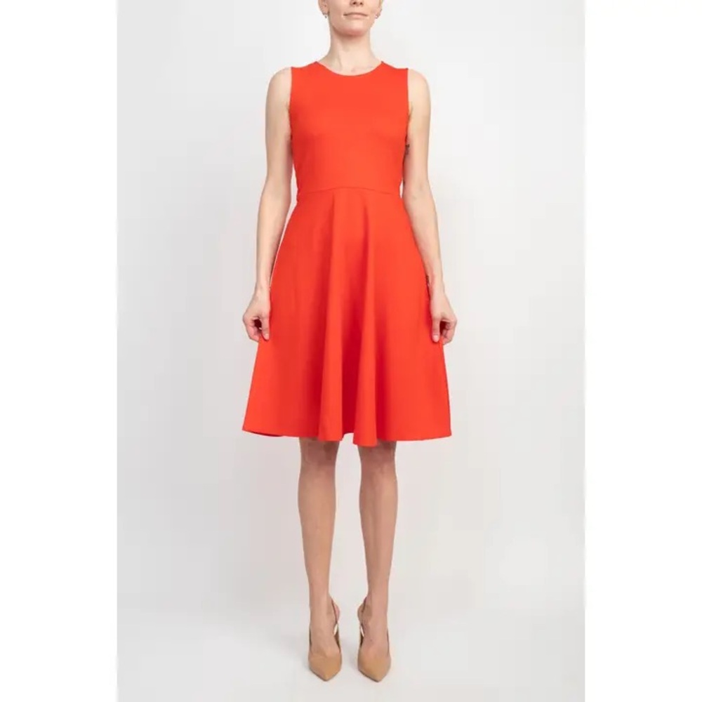 Elegant Red Sleeveless Dress